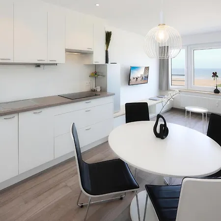 1 Bedroom Stunning In Apartamento