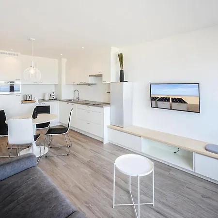 1 Bedroom Stunning In *